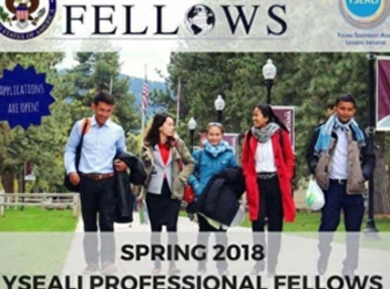 November 8, 2017. Mr. Saharat
Ruksanasud, 2nd year student of English
Faculty of Education, candidate for the
YSEALI Spring Academic Fellowship 2018
program, Civic Engagement