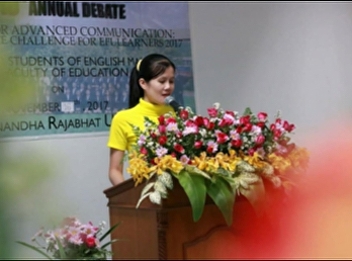 November 16, 2016, at room 1131, between
09.00 - 14.00 hrs., 3rd year English
students. Group 1 and Abigail Melad
Essien co-host the 10th Annual Debate
English for Advance Communication:
Academic Challenge For EFL Learners 20