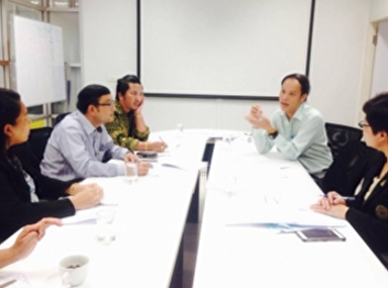 November 15, 2016 at 14.00-15.00 hrs.
Dr. Anchana Suksomchit, Associate Dean
for Academic Affairs, organized a
meeting of the Faculty's Academic Board.