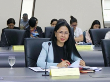 November 1, 2016 at 13.00 hrs. Assoc.
Prof. Dr. Nantiyan Noychan joined the
Quality Assurance Committee Suan
Sunandha Rajabhat University