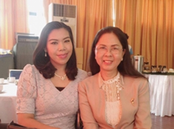 October 31, 2560 Assoc. Prof. Dr.
Nantiyan Noychan Dean of Faculty of
Education Participated in the curriculum
development unit under the Integrated
Teacher Development Project of the
Office of Basic Education Commission