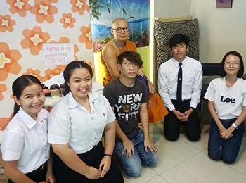 นางสาวมนัสวดี บัวสระ และนางสาวจิตติมา
ทองพร นักศึกษาคณะครุศาสตร์
สาขาวิชาภาษาไทย
คว้ารางวัลรองชนะเลิศอันดับ ๑
และรองชนะเลิศอันดับ ๒
การประกวดภาพถ่ายในหัวข้อ
“ภาพถ่ายในพิพิธภัณฑ์สุนทรภู่”