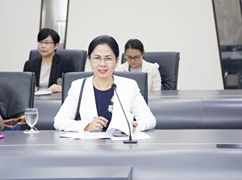 22 มกราคม 2561 รองศาสตราจารย์ ดร.นันทิยา
น้อยจันทร์ คณบดีคณะครุศาสตร์ พร้อมด้วย
อาจารย์ ดร.อัญชนา สุขสมจิตร
รองคณบดีฝ่ายวิชาการ
เข้าร่วมประชุมการชี้แจงแนวทางการพัฒนานักศึกษาสู่การวิจัย
ณ ห้องประชุมสภามหาวิทยาลัย อาคาร 31 ชั้น
5