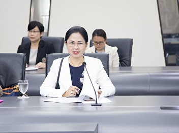January 22, 2018. Associate Professor
Dr. Nantiya Noichun, Dean of Faculty of
Education, with Dr. Anchana Suksomjit,
Associate Dean for Academic Affairs.
Attending the meeting, explaining the
student development approach to research
at the University