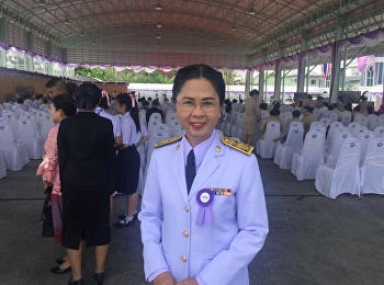 2 มีนาคม 2561 รองศาสตราจารย์ ดร.นันทิยา
น้อยจันทร์ คณบดีคณะครุศาสตร์
เข้ารับพระราชทานเข็มที่ระลึกจากสมเด็จพระเทพรัตนราชสุดาฯ
สยามบรมราชกุมารี
ในโอกาสเสด็จพระราชดำเนินเปิดป้ายโรงเรียนสิริเบญญาลัย
สังกัดเทศบาลเมืองปู่เจ้าสมิงพราย
จังหวัดสมุทรปราการ ในฐานะตั