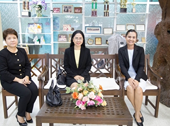 30 เมษายน 2561 รองศาสตราจารย์ ดร.นันทิยา
น้อยจันทร์ คณบดีคณะครุศาสตร์
เป็นประธานกล่าวเปิด
โครงการอบรมเชิงปฏิบัติการ 