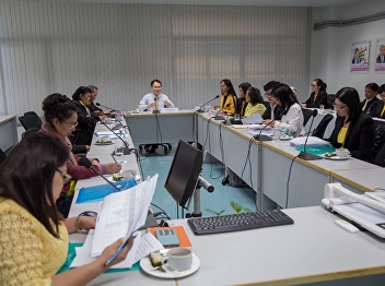 Academic Department Faculty of Education
organized a training workshop on
curriculum development for high quality
teachers and excellent quality at
meeting room 1124 Faculty of Education,
Rajamangala University of Technology
Suan Sunandha. and Premium Qua