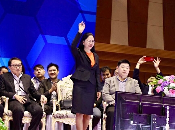 4-5 สิงหาคม 2561 รองศาสตราจารย์
ดร.นันทิยา น้อยจันทร์ คณบดีคณะครุศาสตร์
เข้าร่วมปฐมนิเทศนักศึกษาใหม่
ประจำปีการศึกษา 2561
มหาวิทยาลัยราชภัฏสวนสุนันทา.
ณ.อาคารศูนย์กีฬาและสุขภาพ