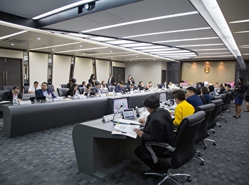 8 ตุลาคม 2561 รองศาสตราจารย์ ดร.นันทิยา
น้อยจันทร์เข้าร่วม
การประชุมคณะกรรมการบริหารมหาวิทยาลัยราชภัฏสวนสุนันทา
ครั้งที่ 10/2561 ณ
ห้องประชุมสภามหาวิทยาลัย อาคาร 31 ชั้น 5
มหาวิทยาลัยราชภัฏสวนสุนันทา