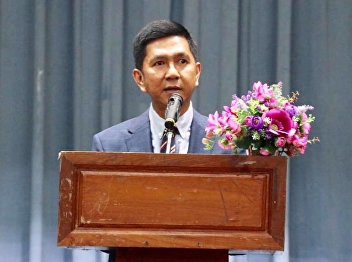 Associate Professor Dr. Ruchet
Kerdwichai, President of Suan Sunandha
Rajabhat University, welcomed the
President of the Dean of the Faculty of
Education, Rajabhat University.
Professional Dean of the Faculty of
Education, Rajabhat University,
academic, g