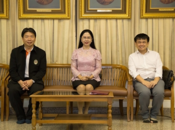 Associate Professor Dr. Nantiya Noichun,
Dean of the Faculty of Education
Presided over the opening of the Dharma
Practice Workshop to enhance morality as
a teacher in the 6th