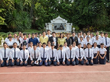 21 March 2019 Assistant Professor
Pawinee Khamanasin, Deputy Dean for
Planning and Quality Assurance With the
head of the technology and computer
department
